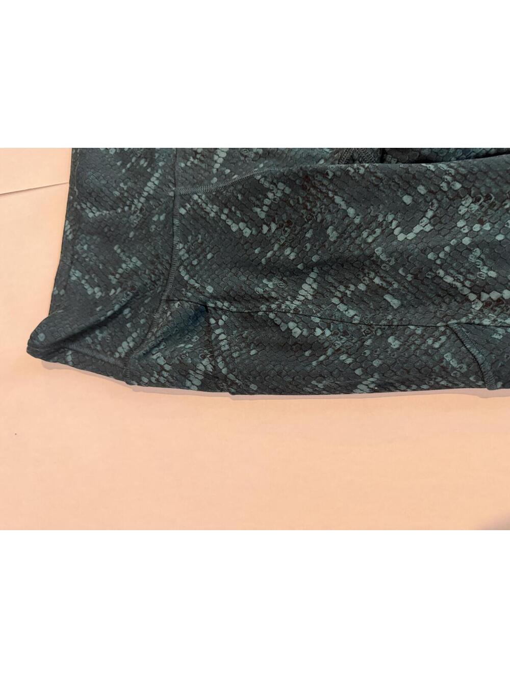 Balance Collection Legging - Picture 3 of 6